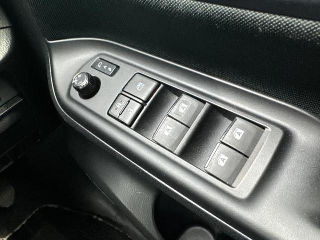 ノア Siダブルバイビー 純正 9インチ SDナビ/フリップダウンモニター/衝突安全装置/両側電動スライドドア/車線逸脱防止支援システム/シート ハーフレザー/ヘッドランプ LED/ETC/EBD付ABS/横滑り防止装置(27枚目)