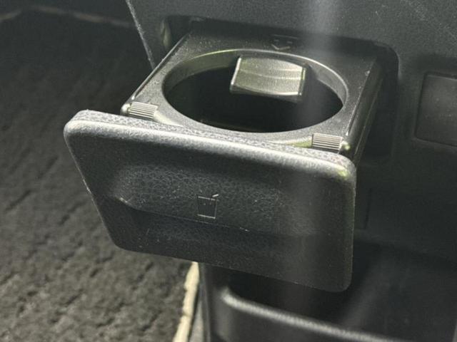 ノア Siダブルバイビー 純正 9インチ SDナビ/フリップダウンモニター/衝突安全装置/両側電動スライドドア/車線逸脱防止支援システム/シート ハーフレザー/ヘッドランプ LED/ETC/EBD付ABS/横滑り防止装置(34枚目)