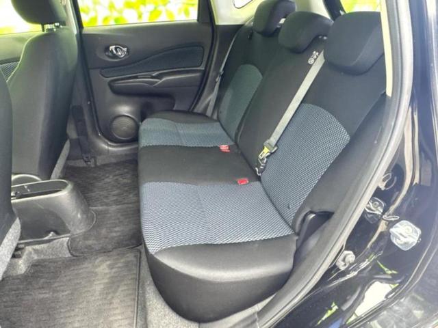 ノート Ｘ　ＤＩＧ－Ｓエマブレパッケージ　新品タイヤ／保証書／純正　ＳＤナビ／衝突安全装置／車線逸脱防止支援システム／ＥＴＣ／ＥＢＤ付ＡＢＳ／横滑り防止装置／アイドリングストップ／バックモニター／地上波デジタルチューナー／エアバッグ　運転席（7枚目）