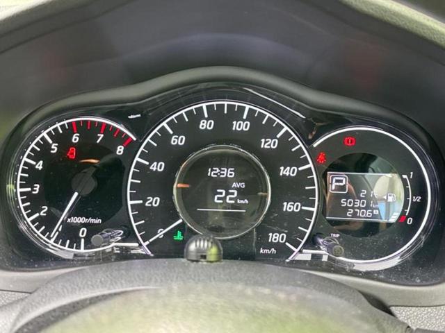 ノート Ｘ　ＤＩＧ－Ｓエマブレパッケージ　新品タイヤ／保証書／純正　ＳＤナビ／衝突安全装置／車線逸脱防止支援システム／ＥＴＣ／ＥＢＤ付ＡＢＳ／横滑り防止装置／アイドリングストップ／バックモニター／地上波デジタルチューナー／エアバッグ　運転席（13枚目）