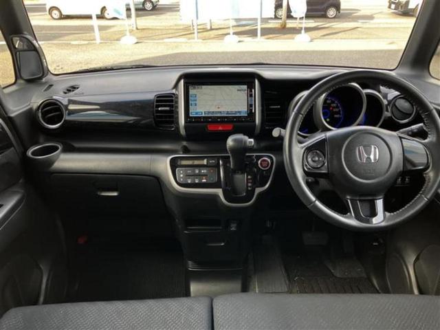 Ｎ－ＢＯＸカスタム Ｇ　ＳＳパッケージ　純正　ＳＤナビ／両側電動スライドドア／ドライブレコーダー　社外／ヘッドランプ　ＨＩＤ／Ｂｌｕｅｔｏｏｔｈ接続／ＥＴＣ／ＥＢＤ付ＡＢＳ／横滑り防止装置／アイドリングストップ／バックモニター　バックカメラ（4枚目）