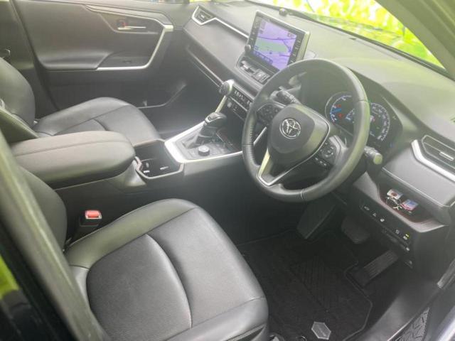 RAV4 4WDハイブリッドG 新品タイヤ/モデリスタエアロ/保証書/ディスプレイオーディオ9インチ/デジタルインナーミラー/トヨタセーフティセンス/シートヒーター 前席/車線逸脱防止支援システム/シート 合皮/電動バックドア TV(4枚目)
