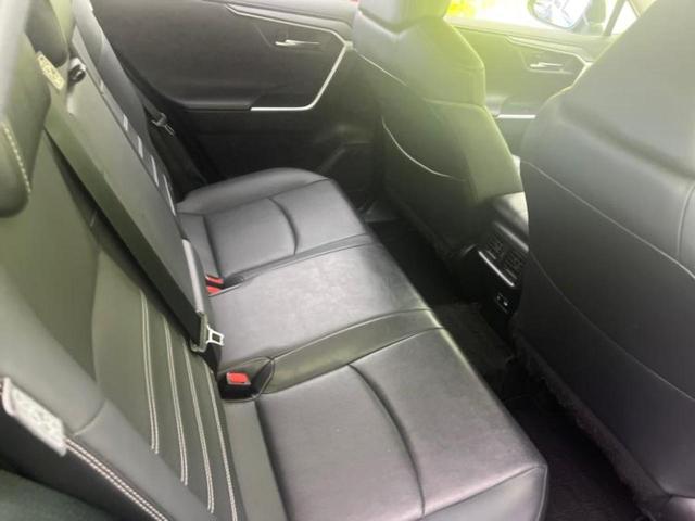 RAV4 4WDハイブリッドG 新品タイヤ/モデリスタエアロ/保証書/ディスプレイオーディオ9インチ/デジタルインナーミラー/トヨタセーフティセンス/シートヒーター 前席/車線逸脱防止支援システム/シート 合皮/電動バックドア TV(5枚目)