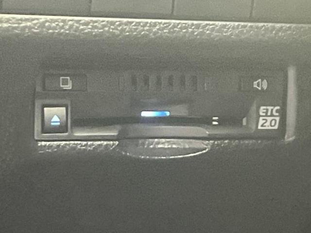 RAV4 4WDハイブリッドG 新品タイヤ/モデリスタエアロ/保証書/ディスプレイオーディオ9インチ/デジタルインナーミラー/トヨタセーフティセンス/シートヒーター 前席/車線逸脱防止支援システム/シート 合皮/電動バックドア TV(18枚目)