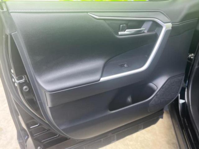 RAV4 4WDハイブリッドG 新品タイヤ/モデリスタエアロ/保証書/ディスプレイオーディオ9インチ/デジタルインナーミラー/トヨタセーフティセンス/シートヒーター 前席/車線逸脱防止支援システム/シート 合皮/電動バックドア TV(22枚目)