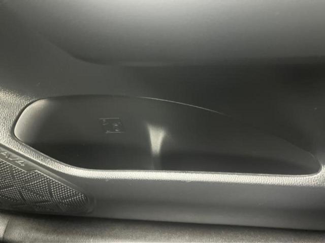 RAV4 4WDハイブリッドG 新品タイヤ/モデリスタエアロ/保証書/ディスプレイオーディオ9インチ/デジタルインナーミラー/トヨタセーフティセンス/シートヒーター 前席/車線逸脱防止支援システム/シート 合皮/電動バックドア TV(23枚目)