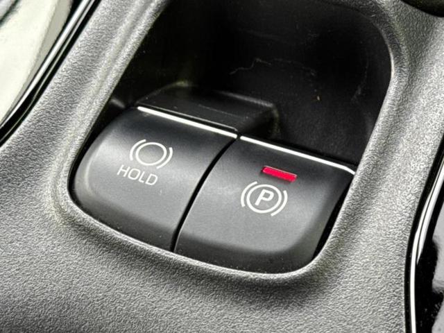 カローラツーリング ハイブリッドダブルバイビー 新品タイヤ/保証書/ディスプレイオーディオ+ナビ/トヨタセーフティセンス/車線逸脱防止支援システム/シート ハーフレザー/ヘッドランプ LED/Bluetooth接続/ETC 衝突被害軽減システム(27枚目)