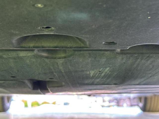 カローラツーリング ハイブリッドダブルバイビー　新品タイヤ／保証書／ディスプレイオーディオ＋ナビ／トヨタセーフティセンス／車線逸脱防止支援システム／シート　ハーフレザー／ヘッドランプ　ＬＥＤ／Ｂｌｕｅｔｏｏｔｈ接続／ＥＴＣ　衝突被害軽減システム（39枚目）