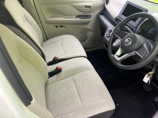 デイズ S 新品タイヤ/保証書/エマージェンシーブレーキ/EBD付ABS/アイドリングストップ/禁煙車/エアバッグ 運転席/エアバッグ 助手席/エアバッグ サイド/衝突安全ボディ/パワーウインドウ 盗難防止装置(4枚目)