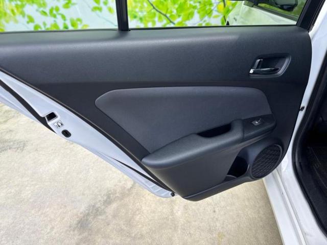 プリウス S 新品タイヤ/純正 SDナビ/トヨタセーフティセンス/車線逸脱防止支援システム/ヘッドランプ LED/Bluetooth接続/ETC/EBD付ABS/横滑り防止装置/アイドリングストップ バックカメラ(22枚目)