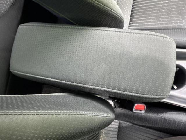 プリウス S 新品タイヤ/純正 SDナビ/トヨタセーフティセンス/車線逸脱防止支援システム/ヘッドランプ LED/Bluetooth接続/ETC/EBD付ABS/横滑り防止装置/アイドリングストップ バックカメラ(30枚目)