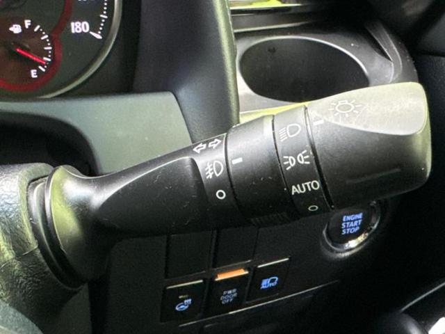 ヴェルファイア Ｚ　Ｇエディション　新品タイヤ／保証書／社外　１１インチ　メモリーナビ／フリップダウンモニター　社外　１０インチ／トヨタセーフティセンス／両側電動スライドドア／エアーシート　前席　衝突被害軽減システム　バックカメラ（16枚目）