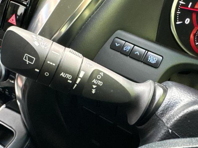 ヴェルファイア Ｚ　Ｇエディション　新品タイヤ／保証書／社外　１１インチ　メモリーナビ／フリップダウンモニター　社外　１０インチ／トヨタセーフティセンス／両側電動スライドドア／エアーシート　前席　衝突被害軽減システム　バックカメラ（17枚目）