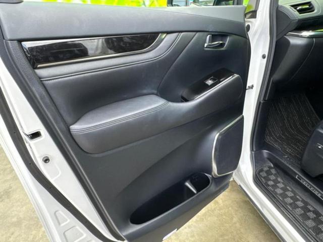 ヴェルファイア Ｚ　Ｇエディション　新品タイヤ／保証書／社外　１１インチ　メモリーナビ／フリップダウンモニター　社外　１０インチ／トヨタセーフティセンス／両側電動スライドドア／エアーシート　前席　衝突被害軽減システム　バックカメラ（21枚目）