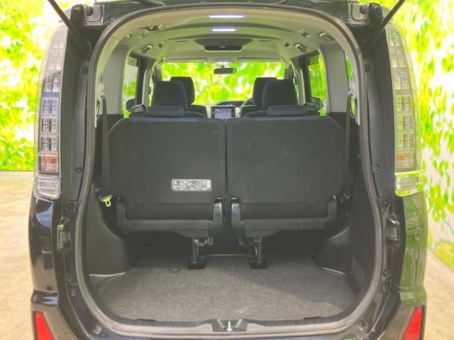 ヴォクシー ZSキラメキ 社外 8インチ SDナビ/フリップダウンモニター 社外 10.1インチ/両側電動スライドドア/ヘッドランプ LED/Bluetooth接続/ETC/EBD付ABS/横滑り防止装置 後席モニター(20枚目)