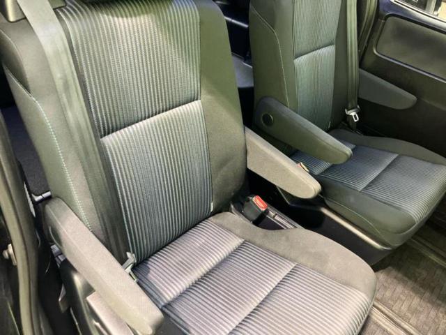 ヴォクシー ZSキラメキ 社外 8インチ SDナビ/フリップダウンモニター 社外 10.1インチ/両側電動スライドドア/ヘッドランプ LED/Bluetooth接続/ETC/EBD付ABS/横滑り防止装置 後席モニター(36枚目)