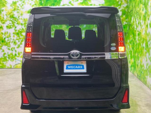 ヴォクシー ZSキラメキ 社外 8インチ SDナビ/フリップダウンモニター 社外 10.1インチ/両側電動スライドドア/ヘッドランプ LED/Bluetooth接続/ETC/EBD付ABS/横滑り防止装置 後席モニター(41枚目)