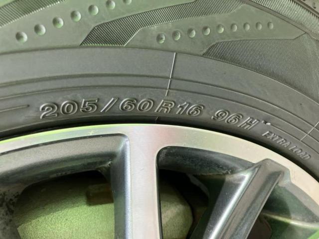 ヴォクシー ZSキラメキ 社外 8インチ SDナビ/フリップダウンモニター 社外 10.1インチ/両側電動スライドドア/ヘッドランプ LED/Bluetooth接続/ETC/EBD付ABS/横滑り防止装置 後席モニター(47枚目)