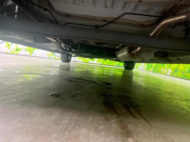 Ｎ－ＢＯＸカスタム ＳＳパッケージ　新品タイヤ／保証書／社外　ＳＤナビ／両側電動スライドドア／ヘッドランプ　ＨＩＤ／ＥＴＣ／ＥＢＤ付ＡＢＳ／横滑り防止装置／アイドリングストップ／バックモニター／ワンセグＴＶ／エアバッグ　運転席（37枚目）