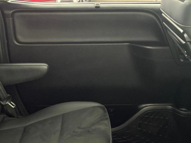 ヴォクシー ＺＳキラメキ３　新品タイヤ／純正エアロ／保証書／社外　９インチ　ＳＤナビ／トヨタセーフティセンス／両側電動スライドドア／車線逸脱防止支援システム／シート　ハーフレザー／ヘッドランプ　ＬＥＤ／Ｂｌｕｅｔｏｏｔｈ接続（22枚目）