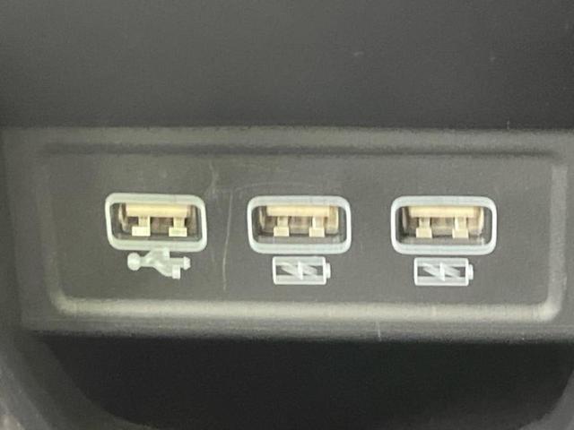 Ｎ－ＯＮＥ オリジナル　新品タイヤ／保証書／純正　ＳＤナビ／衝突安全装置／車線逸脱防止支援システム／ヘッドランプ　ＬＥＤ／ＵＳＢジャック／Ｂｌｕｅｔｏｏｔｈ接続／ＥＴＣ／ＥＢＤ付ＡＢＳ／横滑り防止装置　衝突被害軽減システム（29枚目）