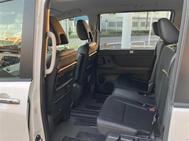 セレナ ハイウェイスターＶ　新品タイヤ／保証書／純正　９インチ　ＳＤナビ／衝突安全装置／両側電動スライドドア／車線逸脱防止支援システム／ヘッドランプ　ＬＥＤ／Ｂｌｕｅｔｏｏｔｈ接続／ＥＢＤ付ＡＢＳ／横滑り防止装置　バックカメラ（6枚目）