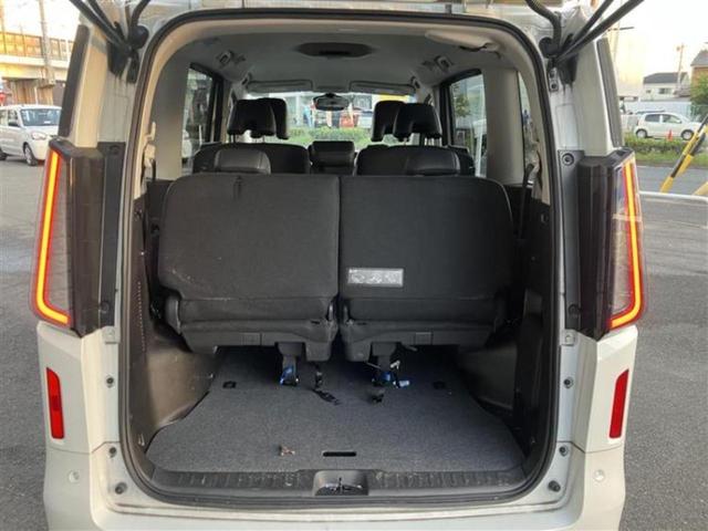 セレナ ハイウェイスターＶ　新品タイヤ／保証書／純正　９インチ　ＳＤナビ／衝突安全装置／両側電動スライドドア／車線逸脱防止支援システム／ヘッドランプ　ＬＥＤ／Ｂｌｕｅｔｏｏｔｈ接続／ＥＢＤ付ＡＢＳ／横滑り防止装置　バックカメラ（7枚目）