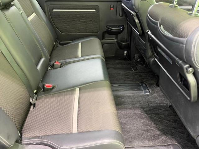 ステップワゴンスパーダ スパーダクールスピリット・ホンダセンシング　新品タイヤ／保証書／純正　ＳＤナビ／フリップダウンモニター／ホンダセンシング／両側電動スライドドア／シートヒーター／マルチビューカメラシステム／車線逸脱防止支援システム／シート　ハーフレザー　ＥＴＣ（5枚目）