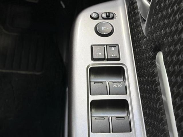 ステップワゴンスパーダ スパーダクールスピリット・ホンダセンシング　新品タイヤ／保証書／純正　ＳＤナビ／フリップダウンモニター／ホンダセンシング／両側電動スライドドア／シートヒーター／マルチビューカメラシステム／車線逸脱防止支援システム／シート　ハーフレザー　ＥＴＣ（30枚目）