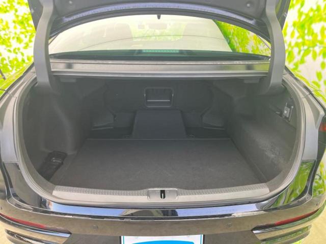 クラウンクロスオーバー ４ＷＤ　ＲＳアドバンスド　新品タイヤ／サンルーフ／モデリスタエアロ／保証書／ディスプレイオーディオ／デジタルインナーミラー／トヨタセーフティセンス／シートヒーター　前席／全方位モニター／車線逸脱防止支援システム　革シート（8枚目）