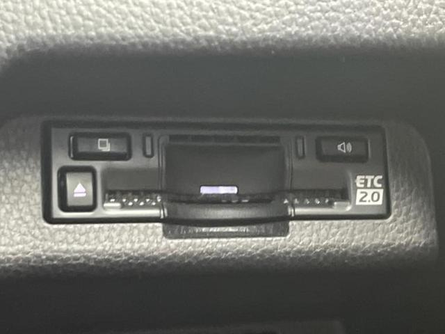 クラウンクロスオーバー ４ＷＤ　ＲＳアドバンスド　新品タイヤ／サンルーフ／モデリスタエアロ／保証書／ディスプレイオーディオ／デジタルインナーミラー／トヨタセーフティセンス／シートヒーター　前席／全方位モニター／車線逸脱防止支援システム　革シート（23枚目）