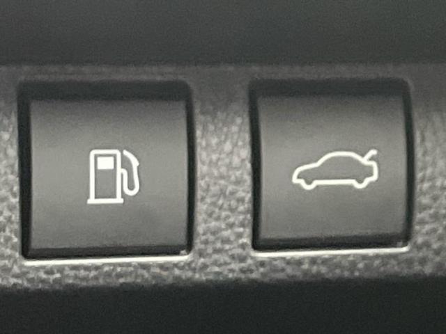 クラウンクロスオーバー ４ＷＤ　ＲＳアドバンスド　新品タイヤ／サンルーフ／モデリスタエアロ／保証書／ディスプレイオーディオ／デジタルインナーミラー／トヨタセーフティセンス／シートヒーター　前席／全方位モニター／車線逸脱防止支援システム　革シート（24枚目）