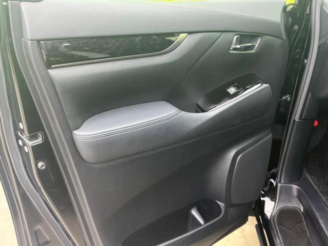 アルファード Sタイプゴールド モデリスタエアロ/保証書/ディスプレイオーディオ+ナビ/フリップダウンモニター/デジタルインナーミラー/衝突安全装置/両側電動スライドドア/車線逸脱防止支援システム/シート ハーフレザー フルエアロ(24枚目)