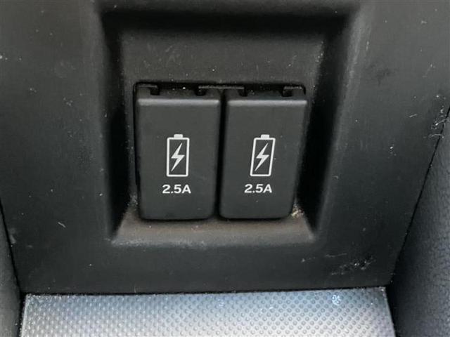 ステップワゴン ｅＨＥＶモデューロＸホンダセンシング　新品タイヤ／保証書／純正　１０インチ　ＳＤナビ／衝突安全装置／両側電動スライドドア／シートヒーター／マルチビューカメラシステム／車線逸脱防止支援システム／シート　ハーフレザー／ドライブレコーダー　純正（15枚目）