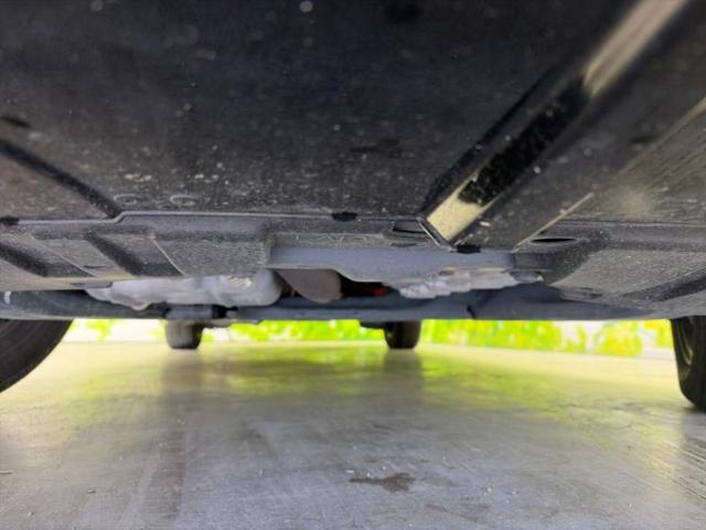 ステップワゴン ｅＨＥＶモデューロＸホンダセンシング　新品タイヤ／保証書／純正　１０インチ　ＳＤナビ／衝突安全装置／両側電動スライドドア／シートヒーター／マルチビューカメラシステム／車線逸脱防止支援システム／シート　ハーフレザー／ドライブレコーダー　純正（48枚目）