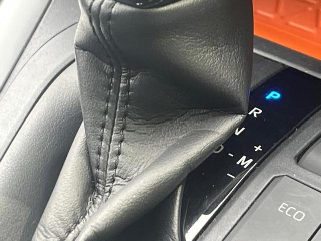 RAV4 4WDアドベンチャー 保証書/純正 9インチ SDナビ/デジタルインナーミラー/衝突安全装置/車線逸脱防止支援システム/シート 合皮/ヘッドランプ LED/Bluetooth接続/ETC/EBD付ABS/横滑り防止装置(17枚目)