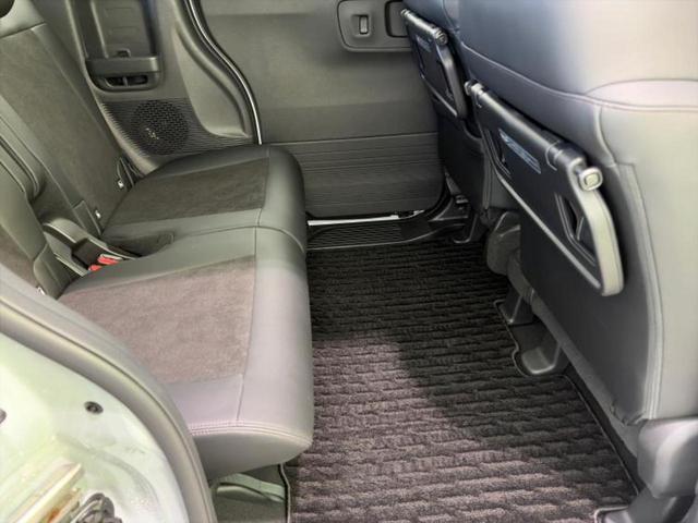 Ｎ－ＢＯＸカスタム ターボ　保証書／純正　９インチ　ＳＤナビ／両側電動スライドドア／シートヒーター　前席／車線逸脱防止支援システム／シート　ハーフレザー／ドライブレコーダー　前後／ヘッドランプ　ＬＥＤ／ＵＳＢジャック　ドラレコ（5枚目）