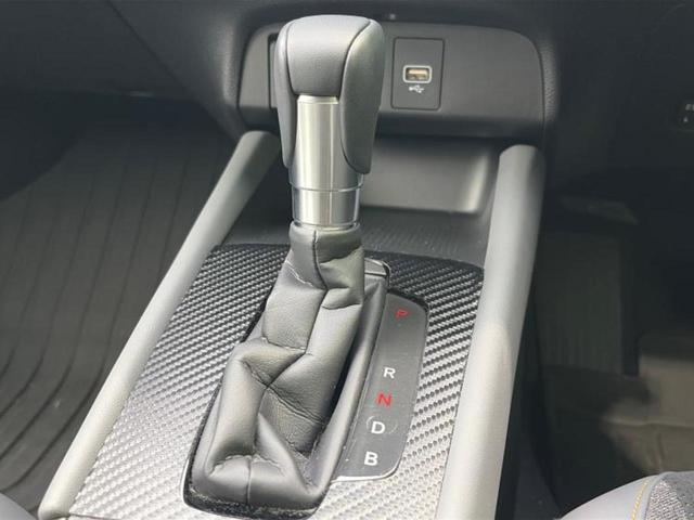 フィット ｅＨＥＶ　ＲＳ　保証書／純正　ＳＤナビ／衝突安全装置／車線逸脱防止支援システム／シート　ハーフレザー／ドライブレコーダー　前後／ヘッドランプ　ＬＥＤ／ＵＳＢジャック／Ｂｌｕｅｔｏｏｔｈ接続／ＥＴＣ２．０　バックカメラ（18枚目）