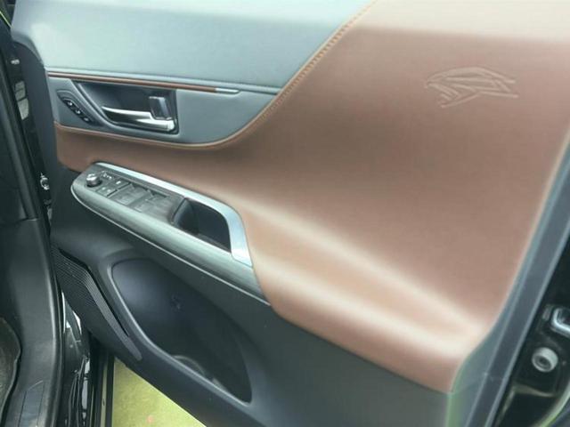 ハリアーハイブリッド Ｚレザーパッケージ　新品タイヤ／保証書／純正　ＳＤナビ／デジタルインナーミラー／衝突安全装置／シートヒーター／パノラミックビューモニター／車線逸脱防止支援システム／シート　フルレザー／電動バックドア　革シート　電動シート（19枚目）