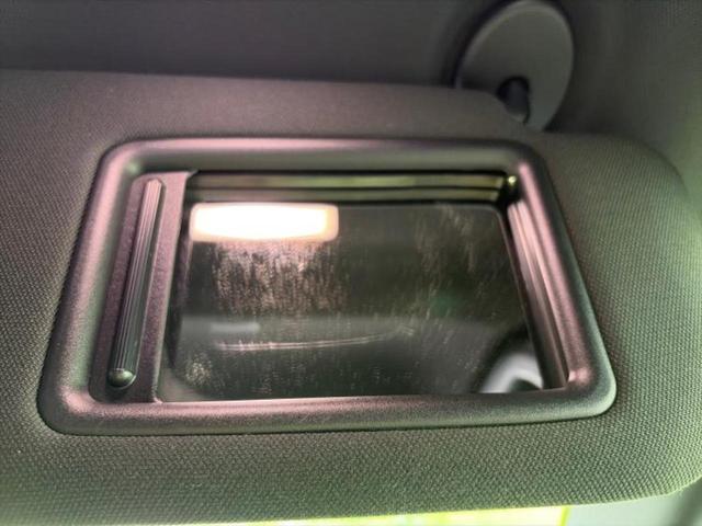 ハリアーハイブリッド Ｚレザーパッケージ　新品タイヤ／保証書／純正　ＳＤナビ／デジタルインナーミラー／衝突安全装置／シートヒーター／パノラミックビューモニター／車線逸脱防止支援システム／シート　フルレザー／電動バックドア　革シート　電動シート（33枚目）