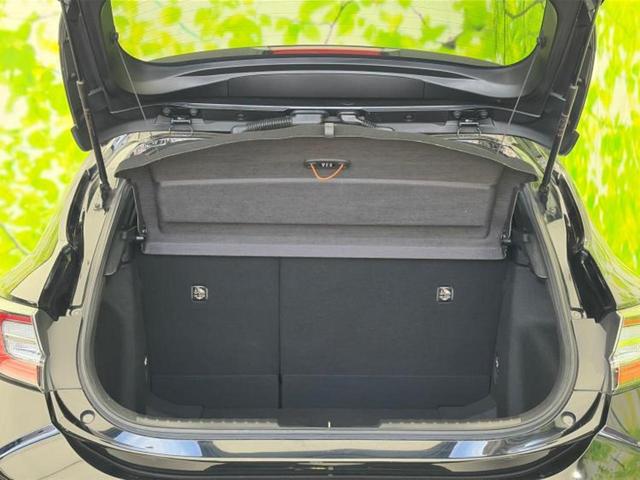 カローラスポーツ Ｇ　Ｚ　新品タイヤ／純正エアロ／社外　ＳＤナビ／衝突安全装置／車線逸脱防止支援システム／ヘッドランプ　ＬＥＤ／Ｂｌｕｅｔｏｏｔｈ接続／ＥＴＣ／ＥＢＤ付ＡＢＳ／横滑り防止装置／バックモニター／フルセグＴＶ（8枚目）