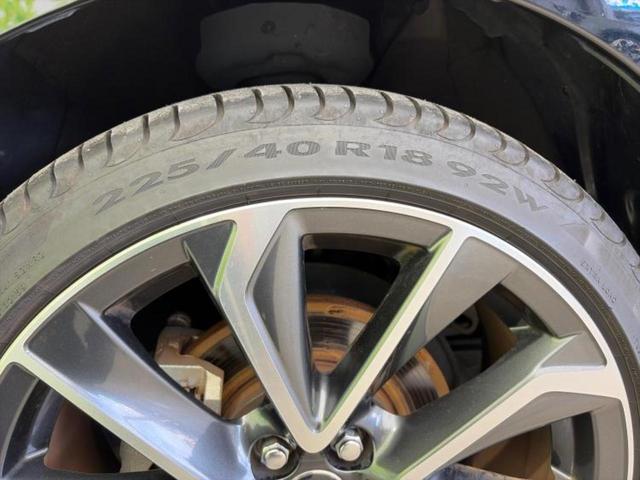 カローラスポーツ Ｇ　Ｚ　新品タイヤ／純正エアロ／社外　ＳＤナビ／衝突安全装置／車線逸脱防止支援システム／ヘッドランプ　ＬＥＤ／Ｂｌｕｅｔｏｏｔｈ接続／ＥＴＣ／ＥＢＤ付ＡＢＳ／横滑り防止装置／バックモニター／フルセグＴＶ（42枚目）