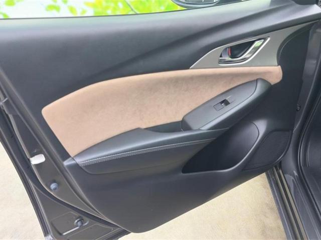 ＣＸ－３ １５Ｓアーバンドレッサー　新品タイヤ／保証書／ディスプレイオーディオ／アイアクティブセンス（マツダ）／シートヒーター　運転席／全方位モニター／車線逸脱防止支援システム／シート　ハーフレザー／ヘッドランプ　ＬＥＤ　全周囲カメラ（21枚目）