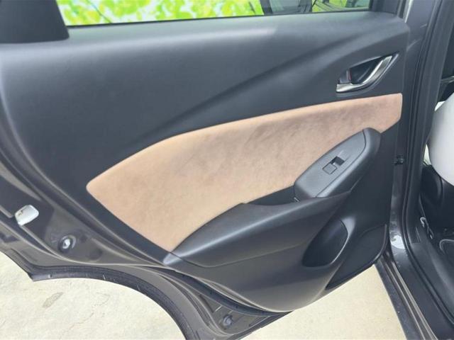 ＣＸ－３ １５Ｓアーバンドレッサー　新品タイヤ／保証書／ディスプレイオーディオ／アイアクティブセンス（マツダ）／シートヒーター　運転席／全方位モニター／車線逸脱防止支援システム／シート　ハーフレザー／ヘッドランプ　ＬＥＤ　全周囲カメラ（22枚目）