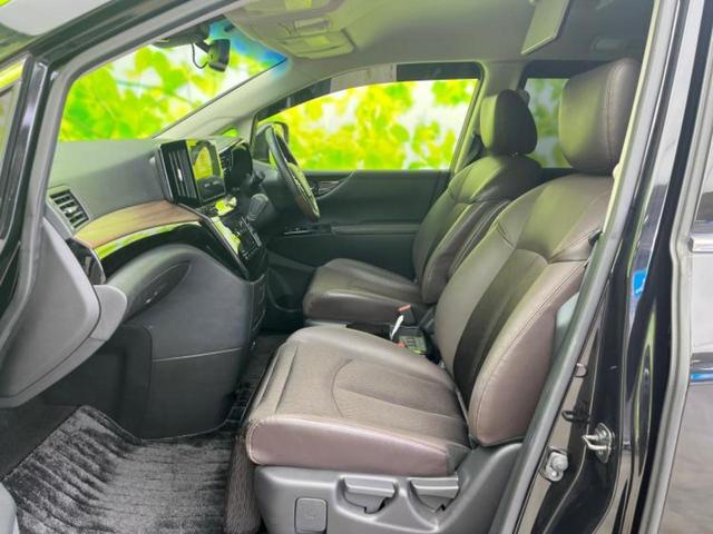 エルグランド ハイウェイスターＳアーバンクロム　新品タイヤ／保証書／純正　１０インチ　ＳＤナビ／フリップダウンモニター　純正　１２．１インチ／両側電動スライドドア／アラウンドビューモニター／シート　合皮／プロパイロット／電動バックドア　全周囲カメラ（7枚目）