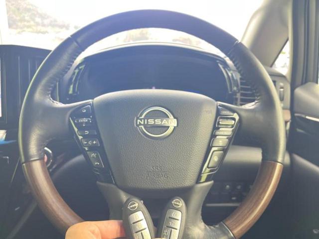 エルグランド ハイウェイスターＳアーバンクロム　新品タイヤ／保証書／純正　１０インチ　ＳＤナビ／フリップダウンモニター　純正　１２．１インチ／両側電動スライドドア／アラウンドビューモニター／シート　合皮／プロパイロット／電動バックドア　全周囲カメラ（37枚目）