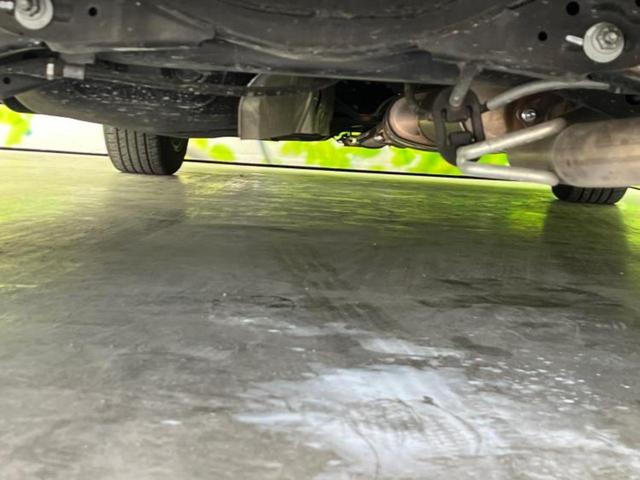 エルグランド ハイウェイスターＳアーバンクロム　新品タイヤ／保証書／純正　１０インチ　ＳＤナビ／フリップダウンモニター　純正　１２．１インチ／両側電動スライドドア／アラウンドビューモニター／シート　合皮／プロパイロット／電動バックドア　全周囲カメラ（40枚目）