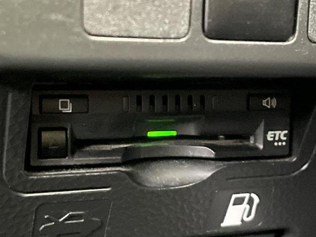 トール ＧリミテッドＳＡ３　保証書／純正　ＳＤナビ／衝突安全装置／両側電動スライドドア／シートヒーター／パノラマモニター／車線逸脱防止支援システム／ドライブレコーダー　社外／ＵＳＢジャック／Ｂｌｕｅｔｏｏｔｈ接続／ＥＴＣ（18枚目）