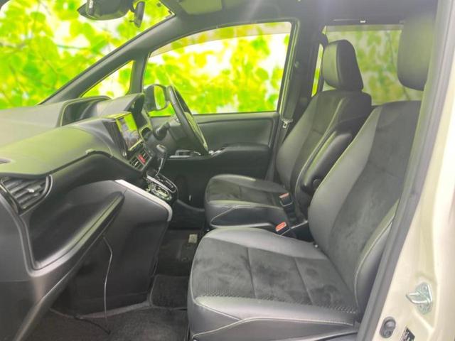 ヴォクシー ＺＳキラメキ３　モデリスタエアロ／保証書／社外　９インチ　ＳＤナビ／フリップダウンモニター　社外　１０．２インチ／衝突安全装置／両側電動スライドドア／シート　ハーフレザー／ドライブレコーダー　前後　フルエアロ　ＥＴＣ（7枚目）