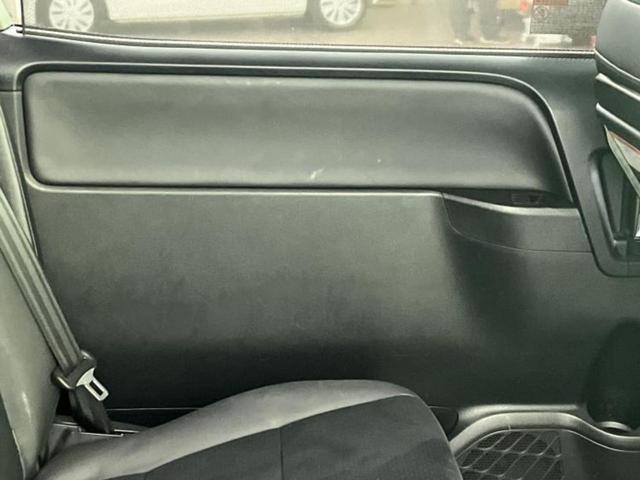 ヴォクシー ＺＳキラメキ３　モデリスタエアロ／保証書／社外　９インチ　ＳＤナビ／フリップダウンモニター　社外　１０．２インチ／衝突安全装置／両側電動スライドドア／シート　ハーフレザー／ドライブレコーダー　前後　フルエアロ　ＥＴＣ（22枚目）